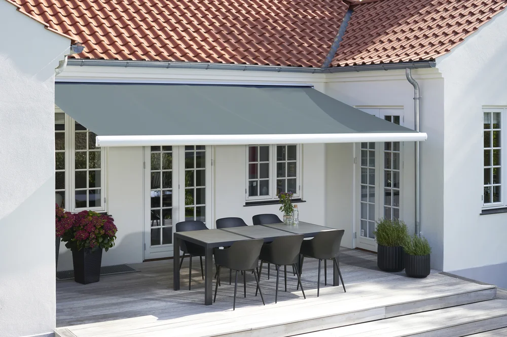 Markise helkassett 4,8x2,5 meter v:5795731