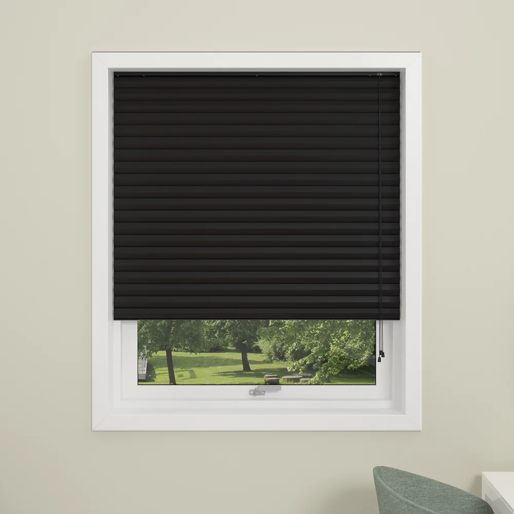 DEBEL PLISSÉGARDIN DUBAI LYSTETT SORT 90X210 v:9842389