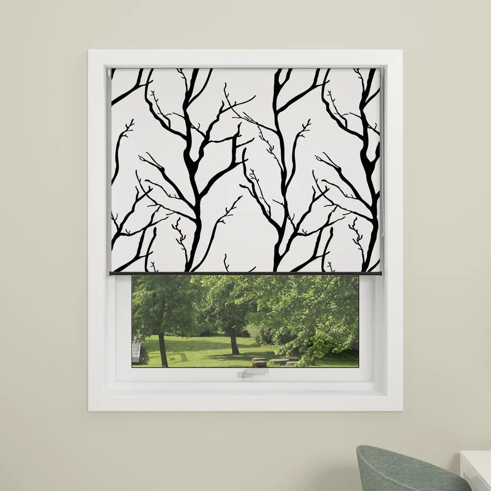 DEBEL RULLEGARDIN TREE LYSTETT HVIT 140X175 v:4177949