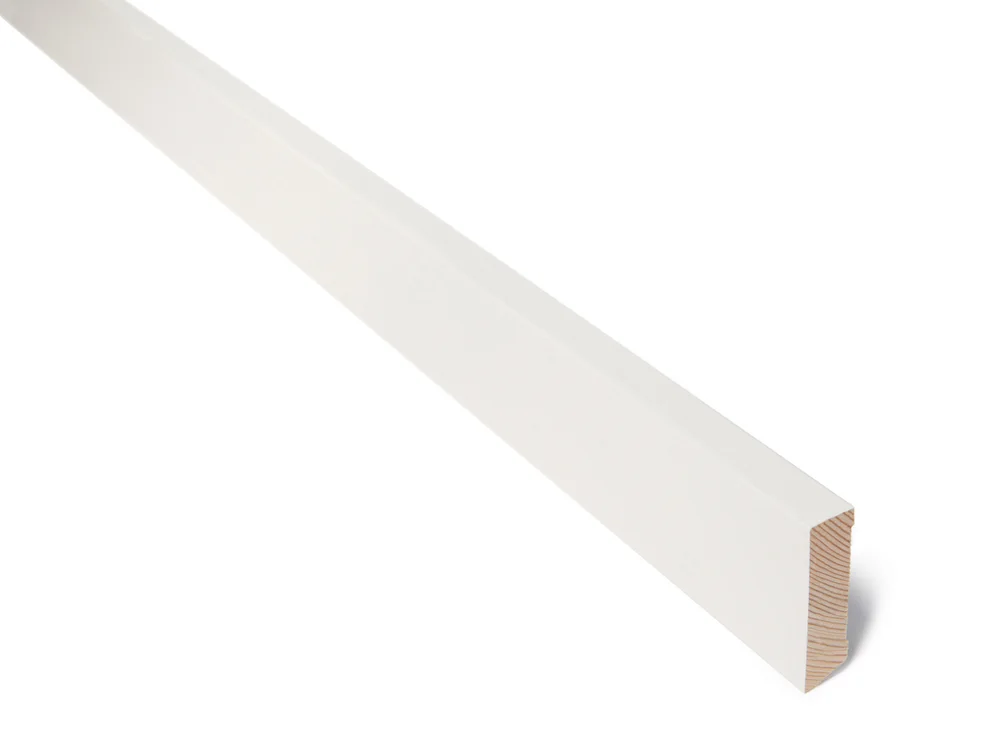 Gulvlist Moderne malt Furu 15x056x4400 v:2699703